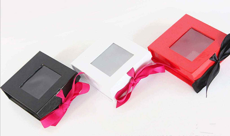 開(kāi)窗禮品包裝盒-廣州駿業(yè)包裝實(shí)業(yè)有限公司 開(kāi)窗禮品包裝盒