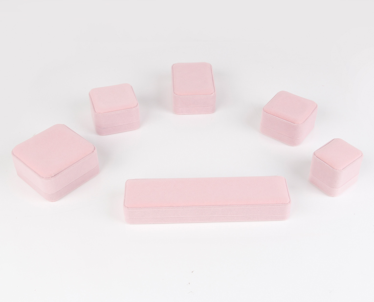 絨毛首飾盒 絨毛首飾盒