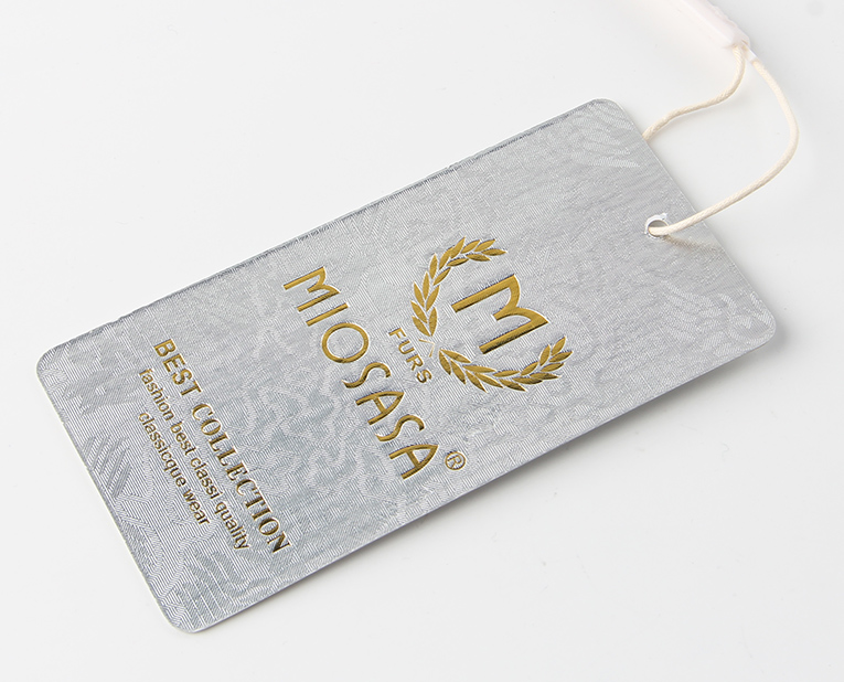 內衣吊牌定做過程中，燙印不清晰不整齊的緣由