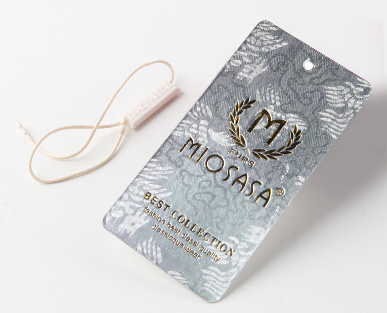 內衣吊牌定做過程中，燙印不清晰不整齊的緣由