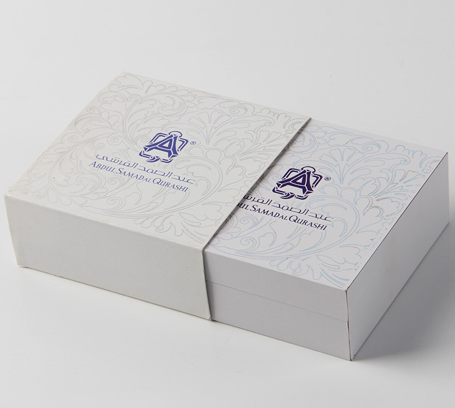 據(jù)襯衫禮品盒工廠研究，油墨的干燥方式能夠有效減少印制成本