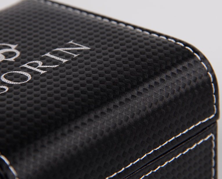 手表包材訂制產(chǎn)品的白點是由于靜電“爆炸”產(chǎn)生的 手表包材訂制產(chǎn)品的白點是由于靜電“爆炸”產(chǎn)生的