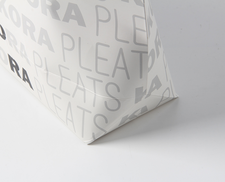 內(nèi)褲禮品袋在訂制之前，印刷用的水墨輥是怎么安裝調(diào)試的