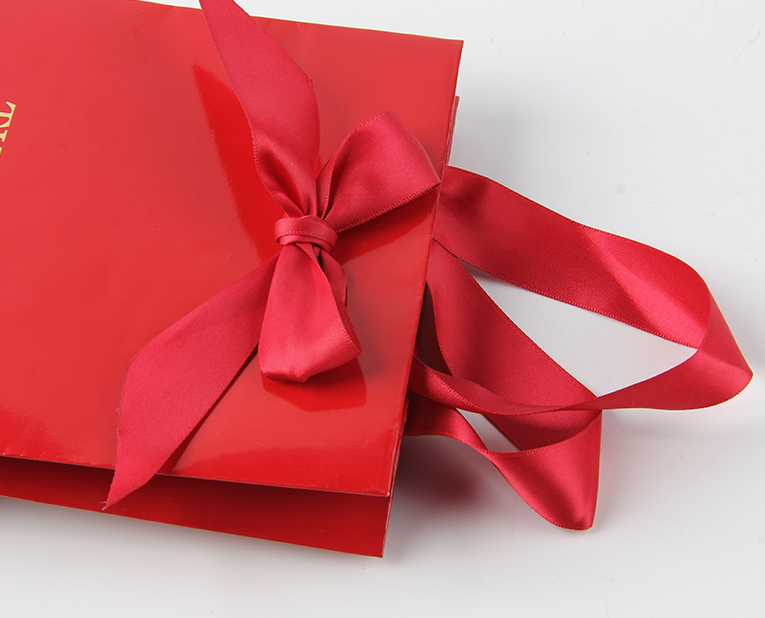 保健品紙袋在訂制的時候出現(xiàn)波浪線，這不是靈異現(xiàn)象，只是...