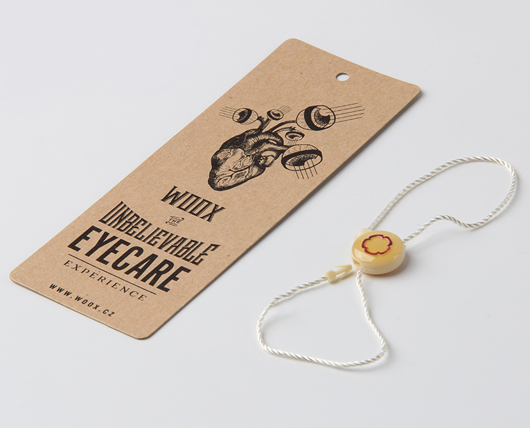 進(jìn)擊的film，服裝吊牌在訂制過程中的第二步