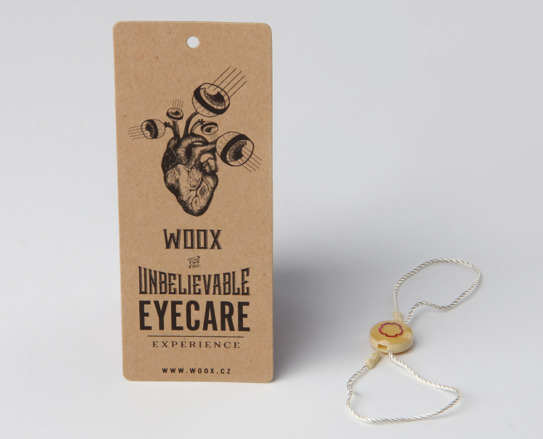 進(jìn)擊的film，服裝吊牌在訂制過程中的第二步