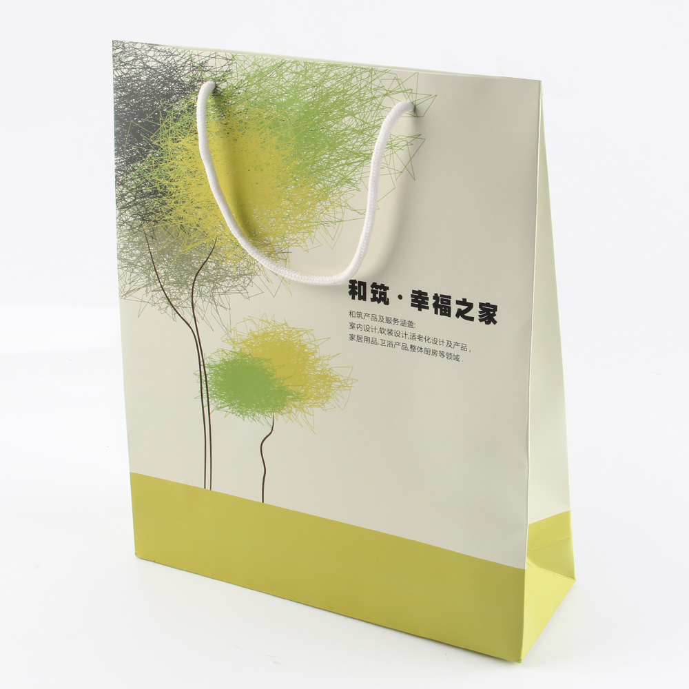 衣服紙袋工廠的業(yè)務同事，寫下了和客戶溝通的精髓